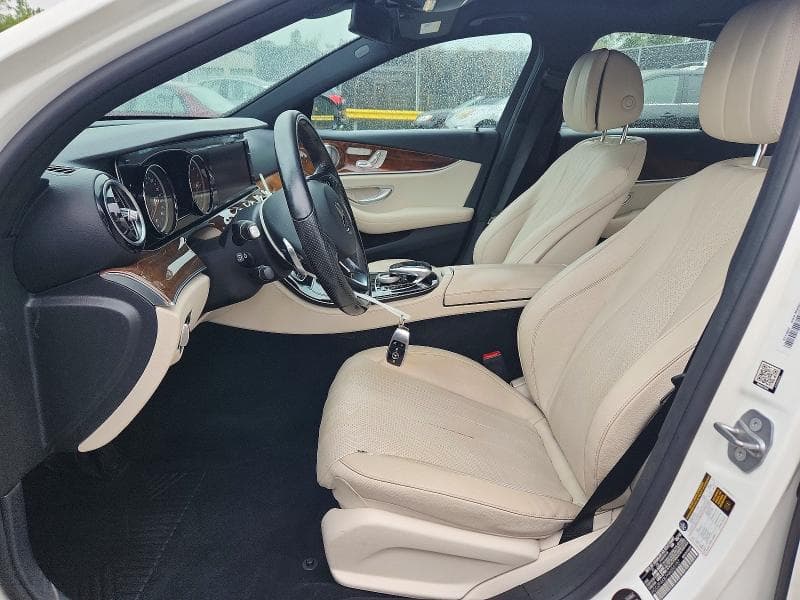 2017 MERCEDES-BENZ E 300 4MATIC 7