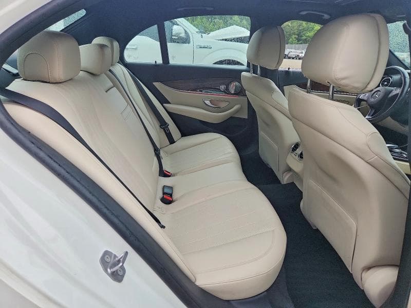 2017 MERCEDES-BENZ E 300 4MATIC 10