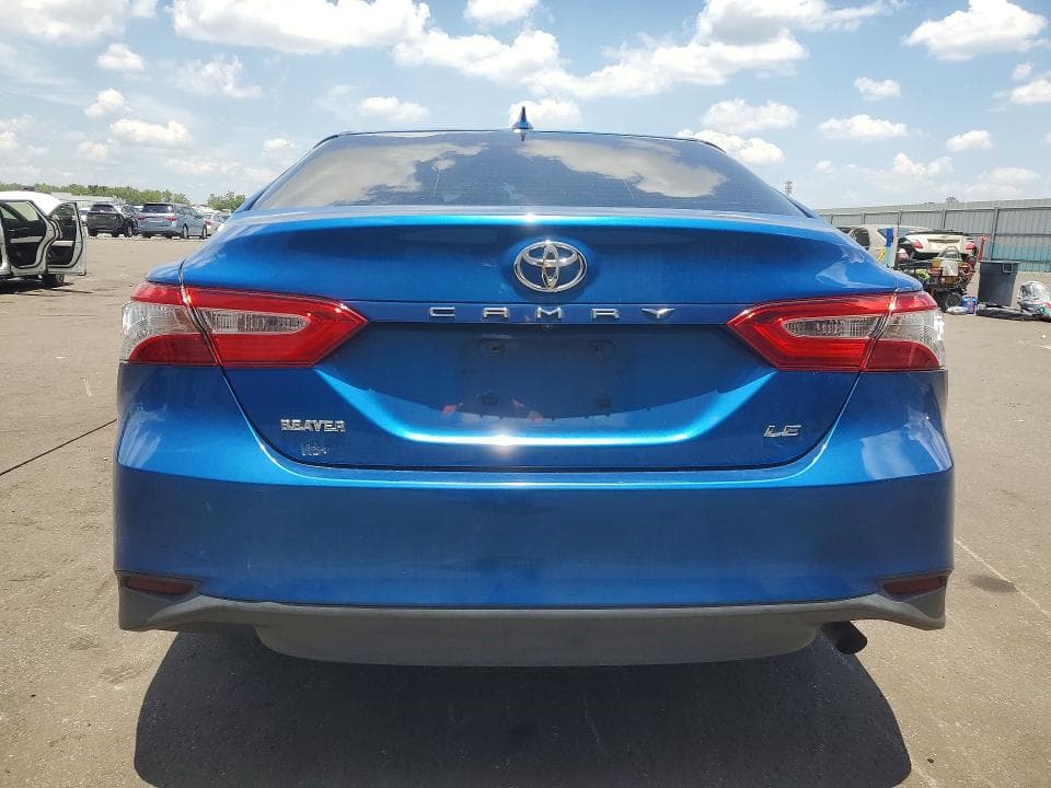 2019 TOYOTA CAMRY LE 6