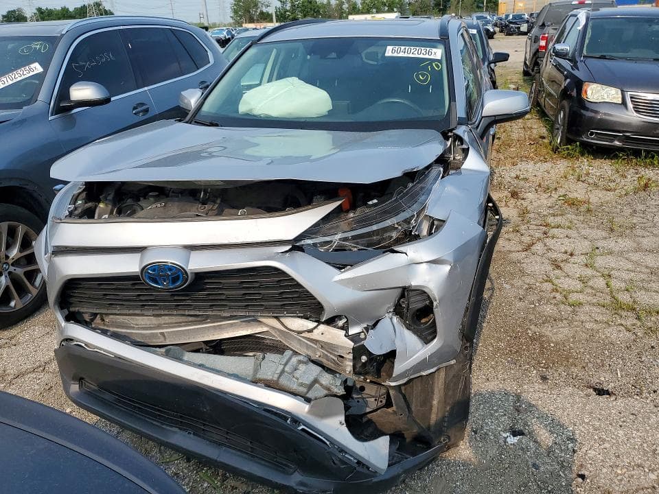 2020 TOYOTA RAV4 HYBRID XLE 5