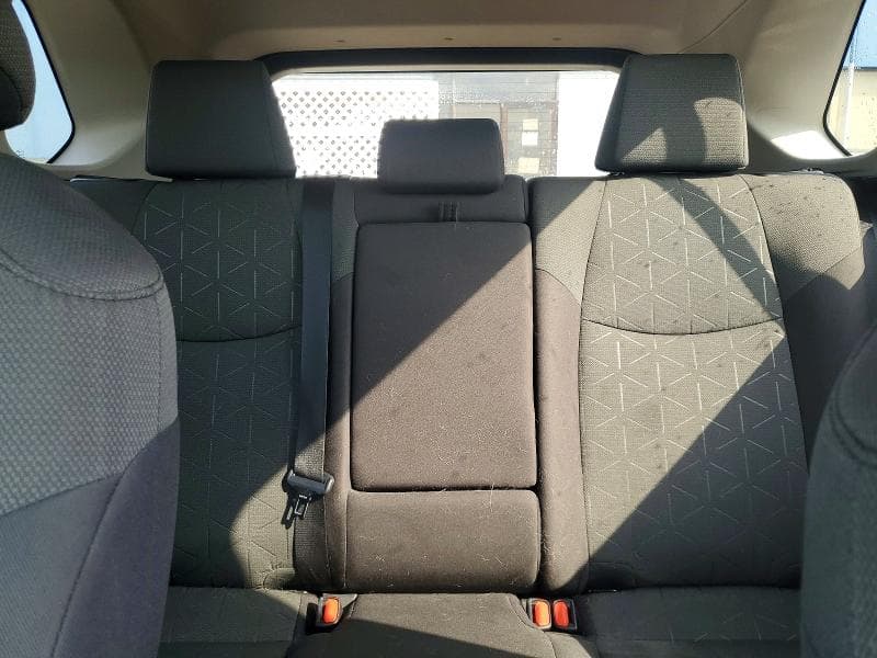 2020 TOYOTA RAV4 HYBRID XLE 10