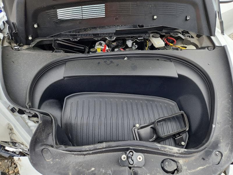 2024 TESLA MODEL 3 11