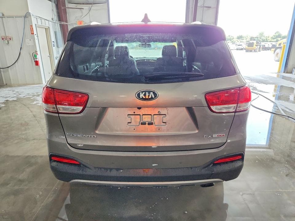 2017 KIA SORENTO EX 6