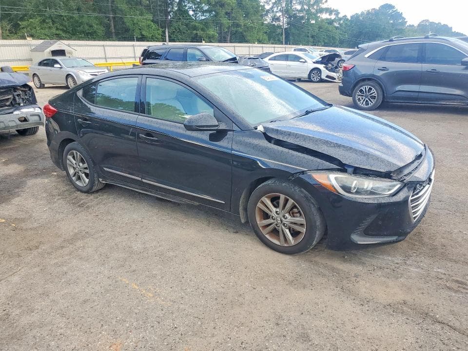 2017 HYUNDAI ELANTRA SE SE 4
