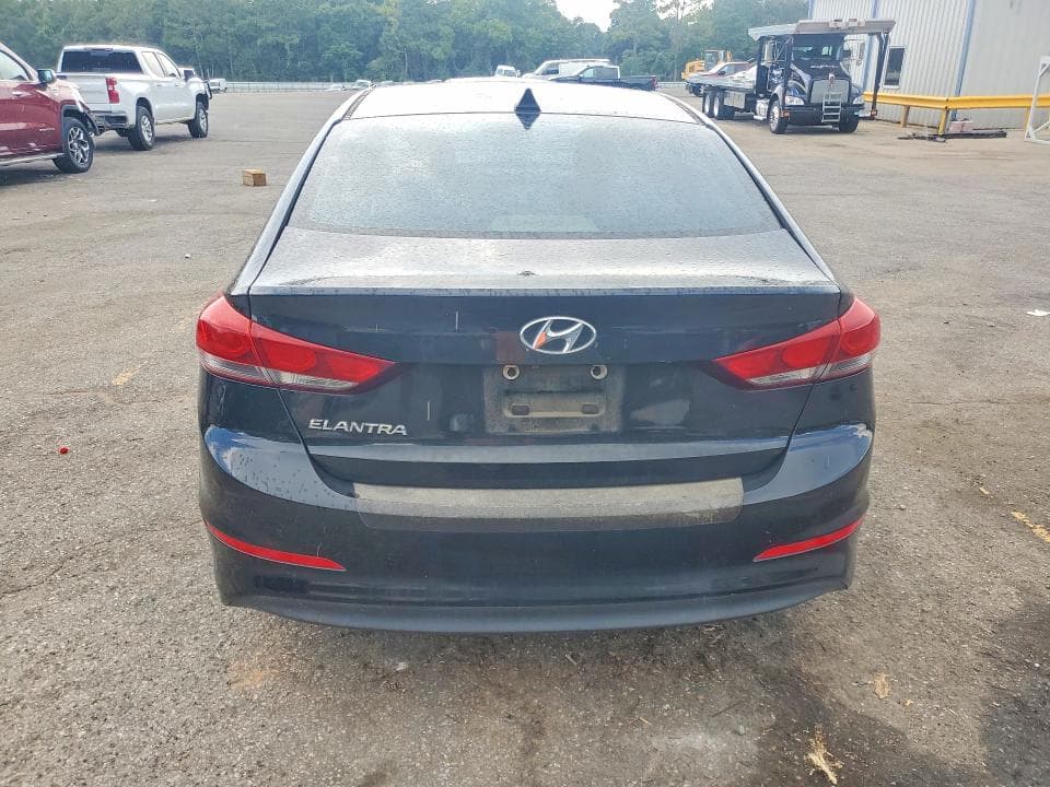 2017 HYUNDAI ELANTRA SE SE 6