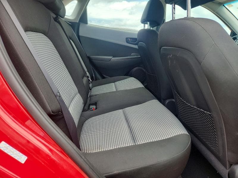 2020 HYUNDAI KONA SE 11