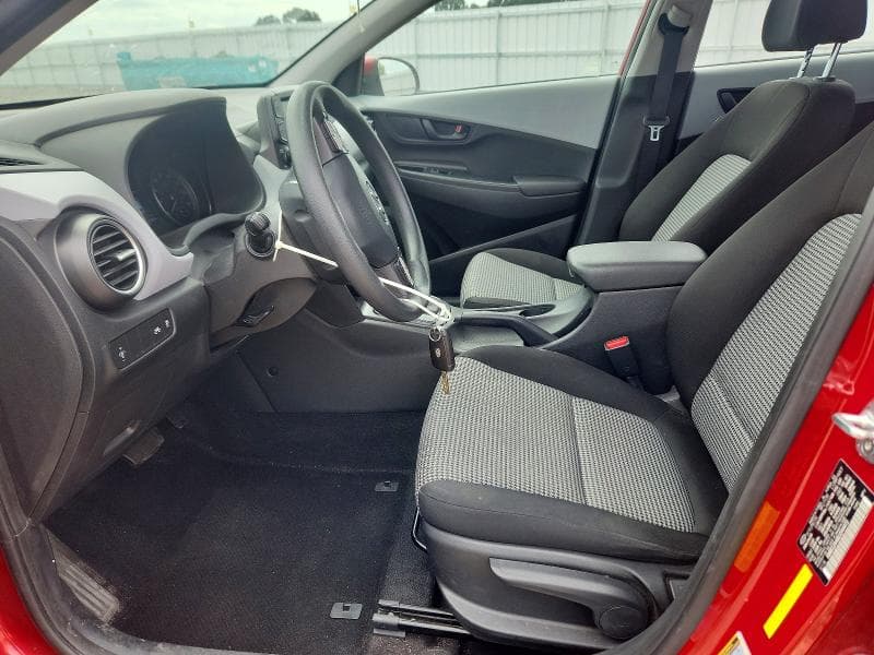 2020 HYUNDAI KONA SE 7