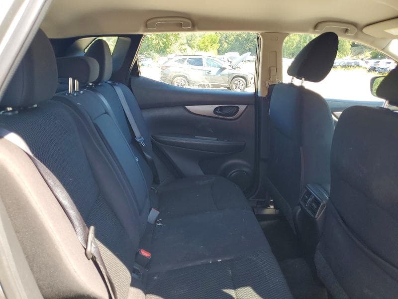 2018 NISSAN ROGUE SPORT S 10