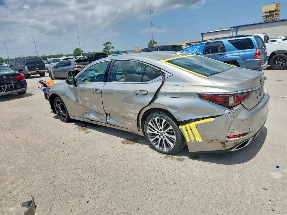2020 LEXUS ES 350 2