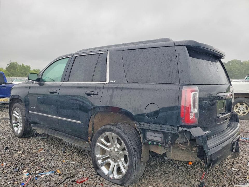 2018 GMC YUKON SLT 2