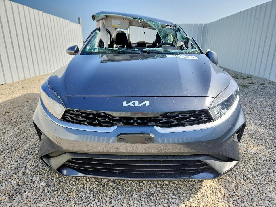 2023 KIA FORTE LXS 5