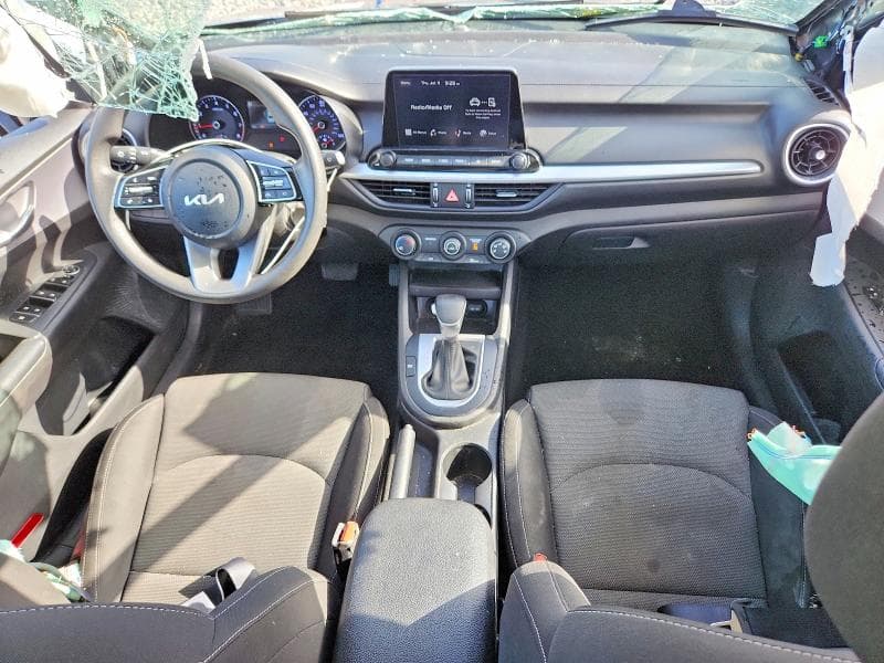 2023 KIA FORTE LXS 8