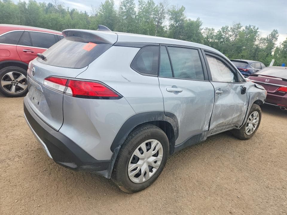 2024 TOYOTA COROLLA CROSS L 3