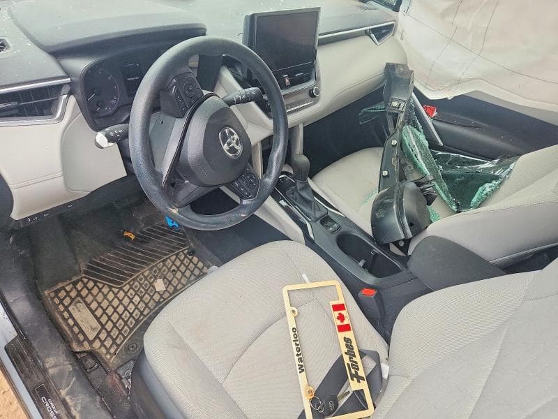 2024 TOYOTA COROLLA CROSS L 8