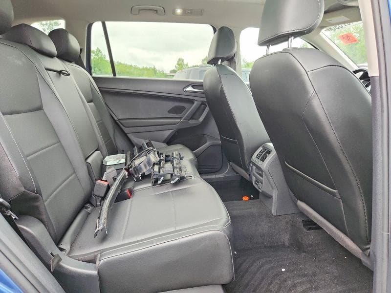 2018 VOLKSWAGEN TIGUAN SE 11