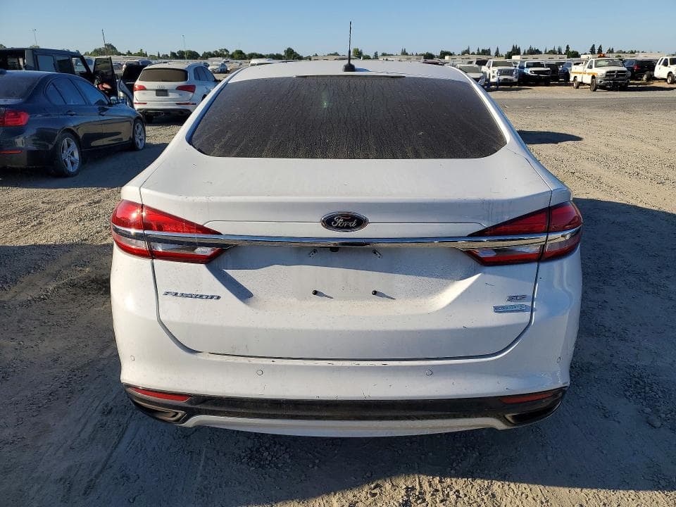 2017 FORD FUSION SE 6