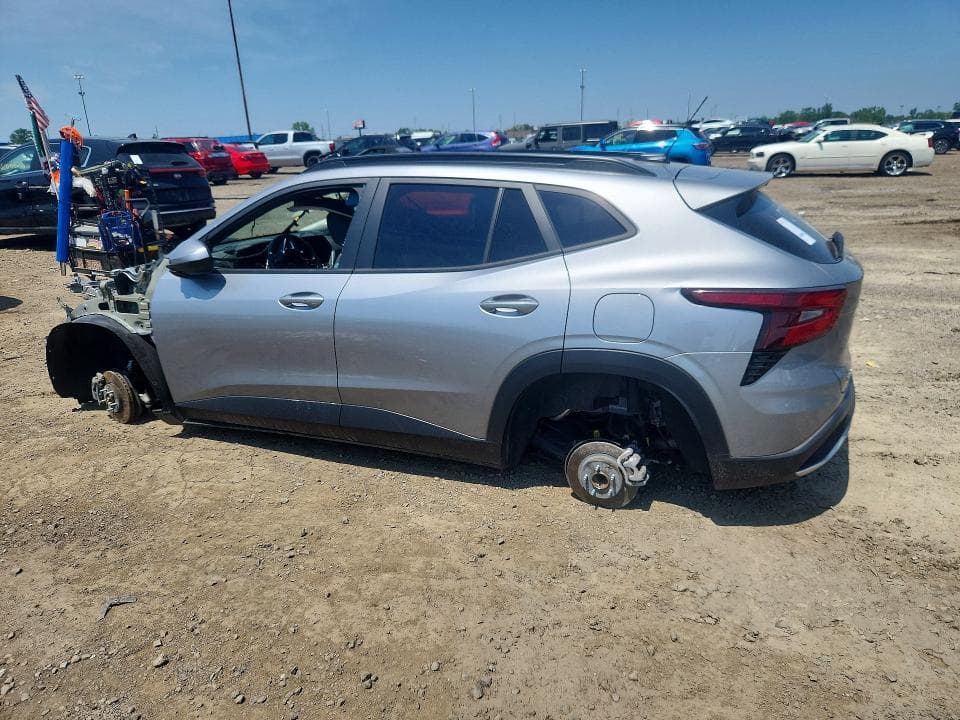 2024 CHEVROLET TRAX 1LT 2
