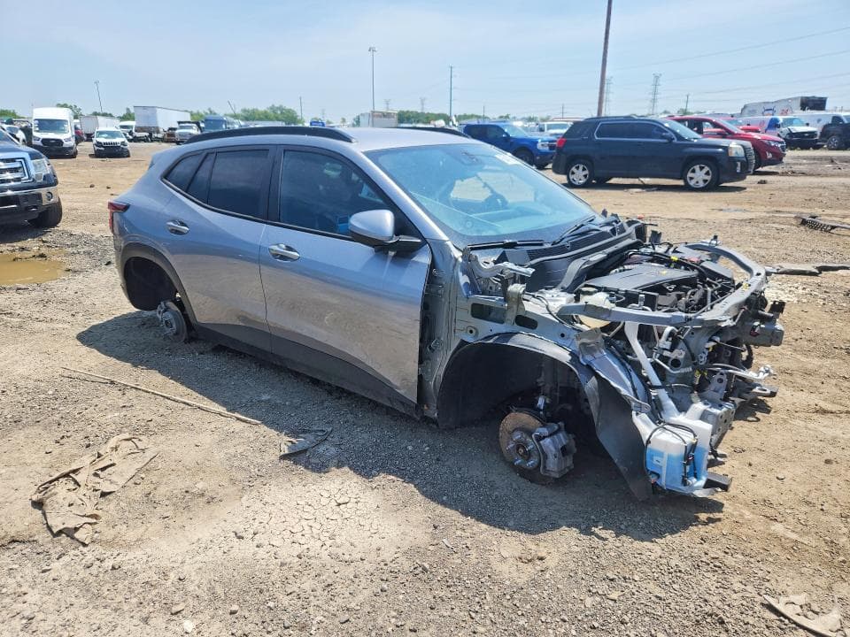 2024 CHEVROLET TRAX 1LT 4