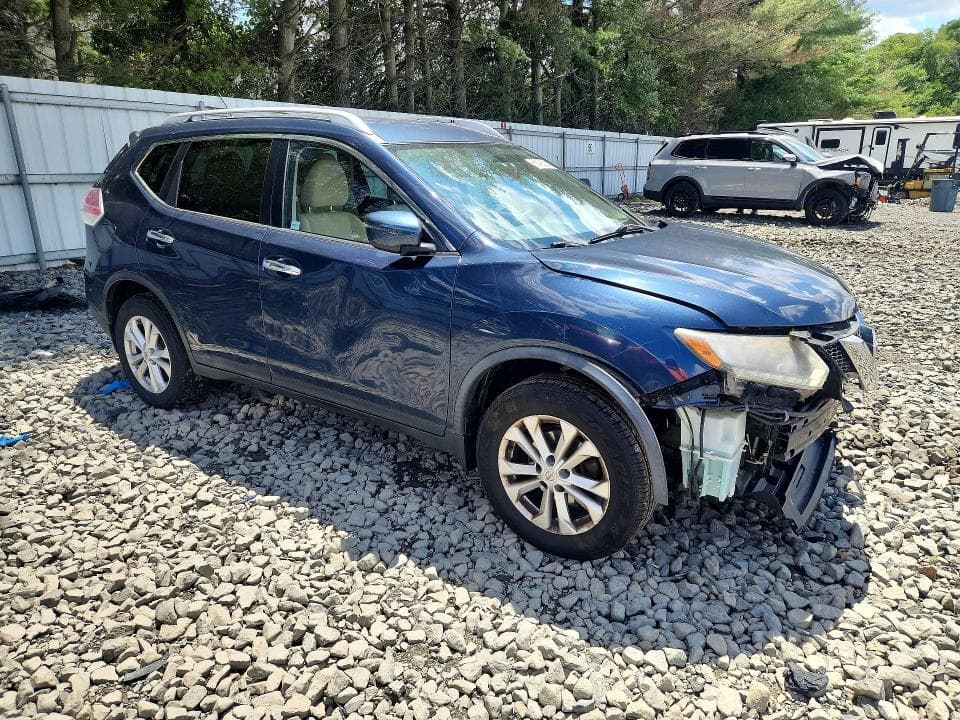 2016 NISSAN ROGUE SV 4