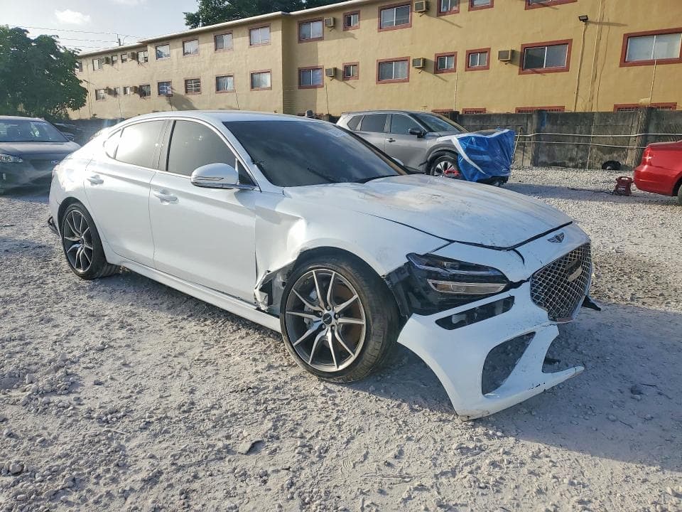 2025 GENESIS G70 2.5T STANDARD 4