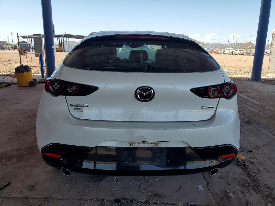 2021 MAZDA 3 SELECT 6