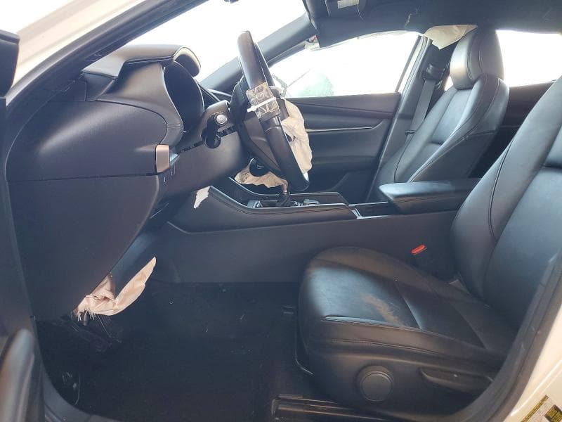 2021 MAZDA 3 SELECT 7