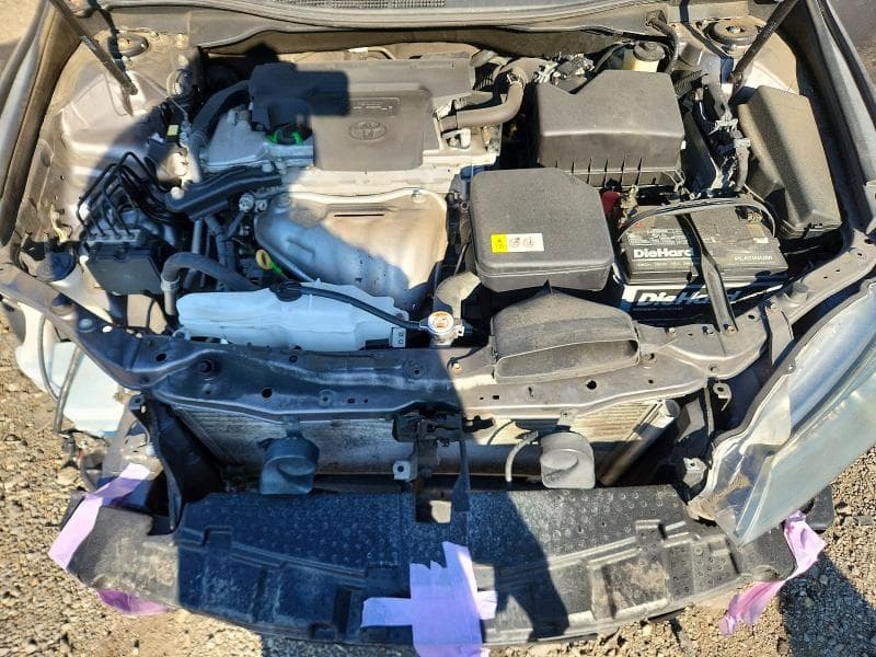 2017 TOYOTA CAMRY SE 11