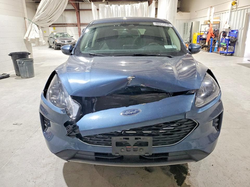 2020 FORD ESCAPE SE 5
