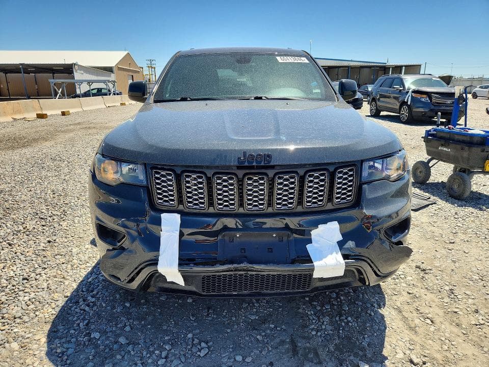2018 JEEP GRAND CHEROKEE LAREDO 5
