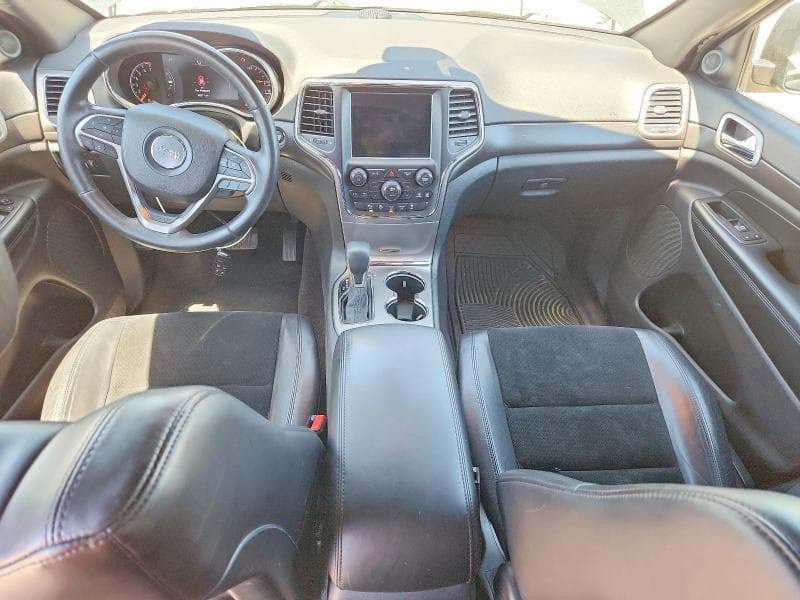 2018 JEEP GRAND CHEROKEE LAREDO 8