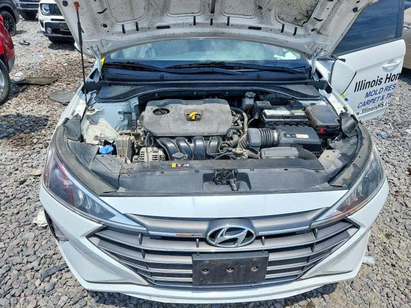 2019 HYUNDAI ELANTRA SE 11