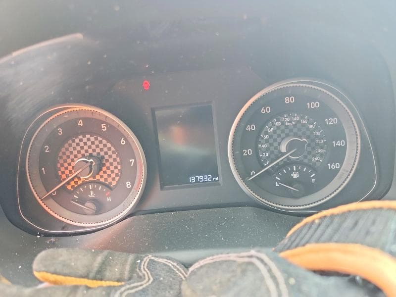 2019 HYUNDAI ELANTRA SE 9