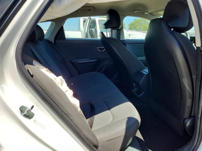 2025 KIA K4 LX 10