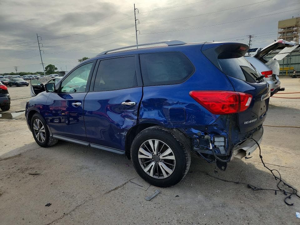 2018 NISSAN PATHFINDER SL 2