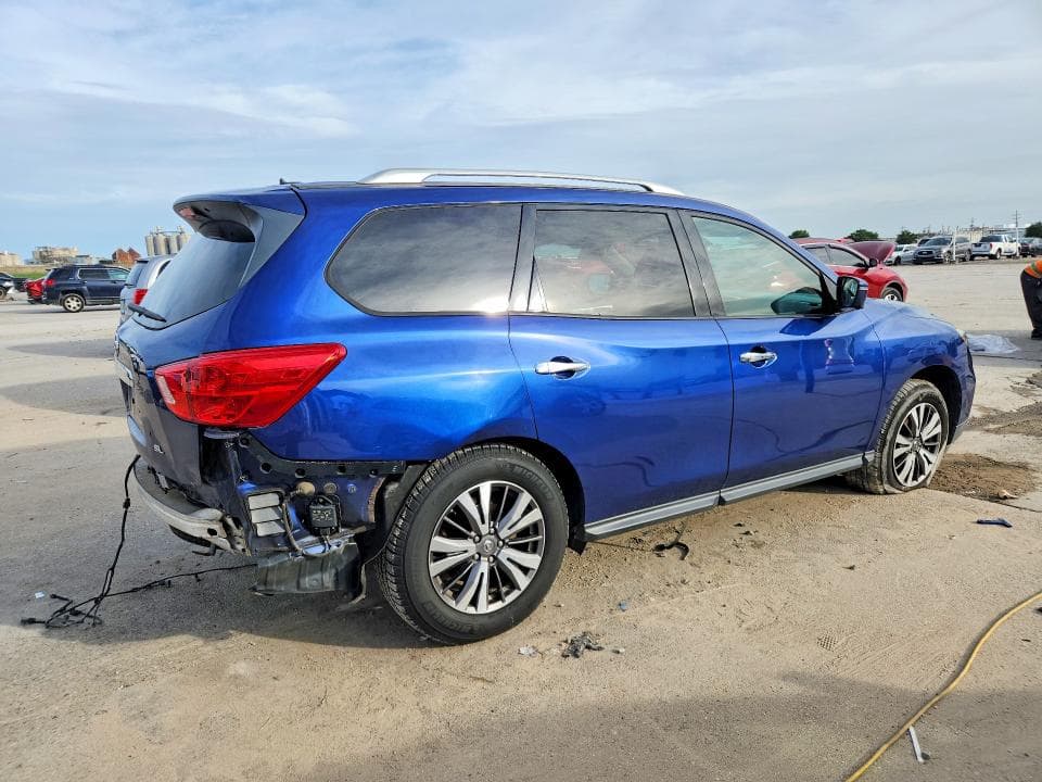 2018 NISSAN PATHFINDER SL 3