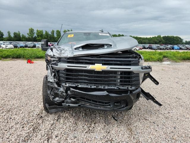 2025 CHEVROLET SILVERADO K2500 CUSTOM 5