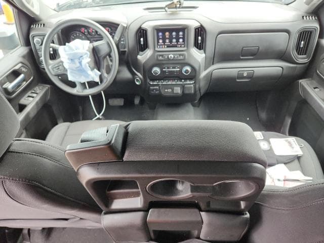 2025 CHEVROLET SILVERADO K2500 CUSTOM 8