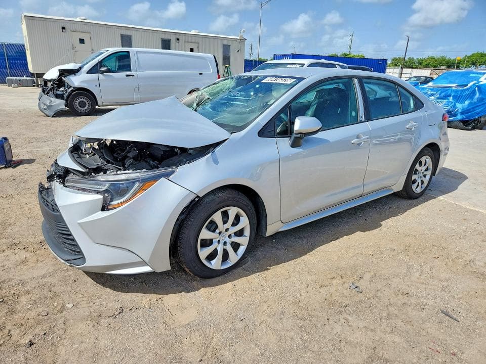 2024 TOYOTA COROLLA LE - 1
