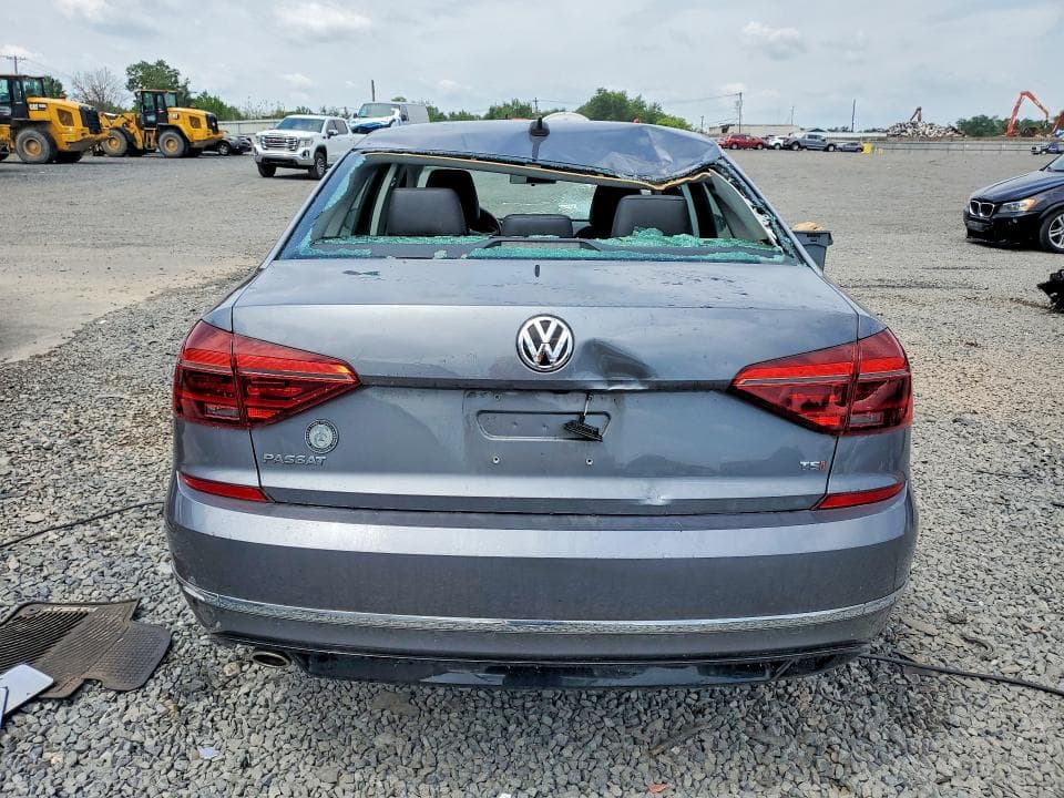 2018 VOLKSWAGEN PASSAT S 6
