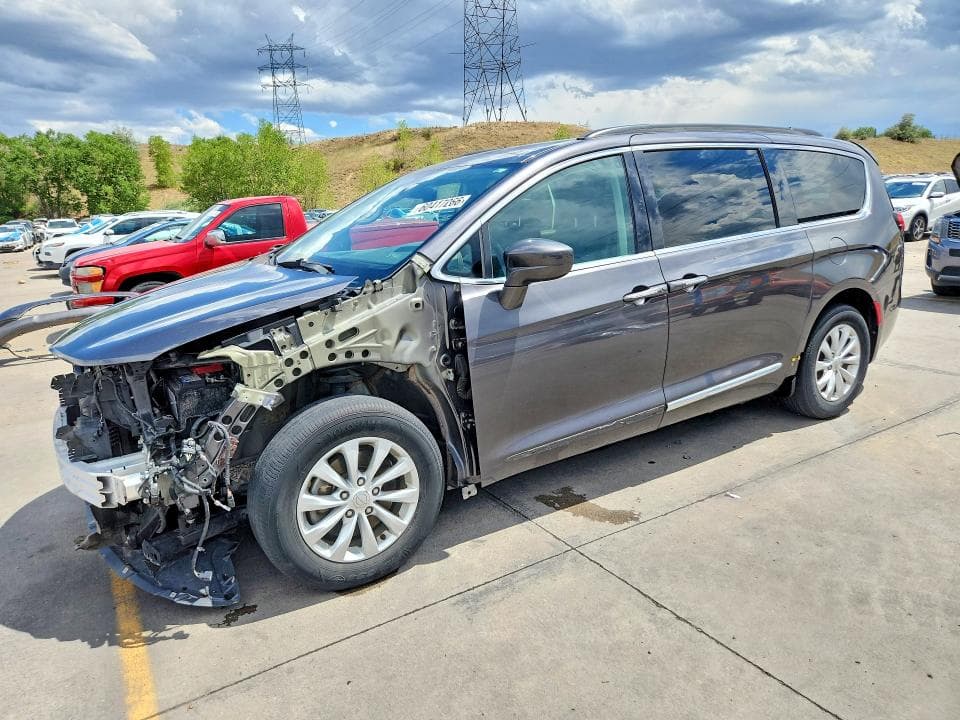 2017 CHRYSLER PACIFICA TOURING L