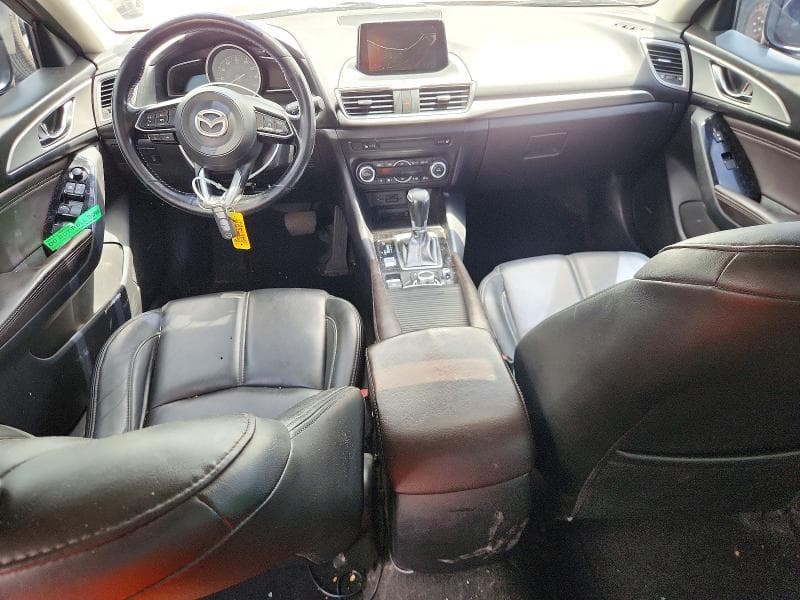 2018 MAZDA 3 TOURING TOURING 8