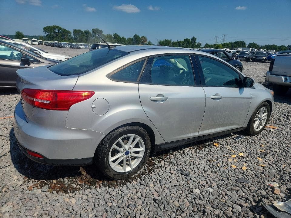2018 FORD FOCUS SE 3