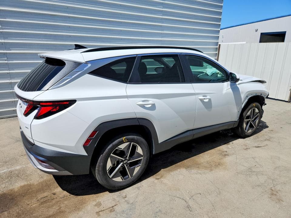 2026 HYUNDAI TUCSON SEL 3