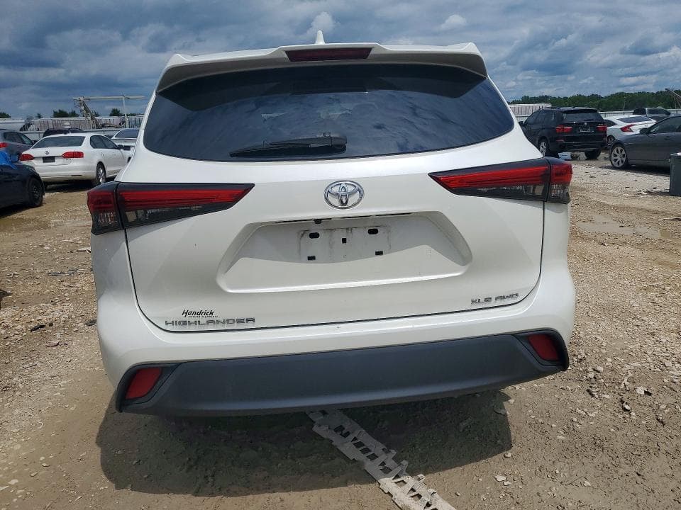 2020 TOYOTA HIGHLANDER XLE 6