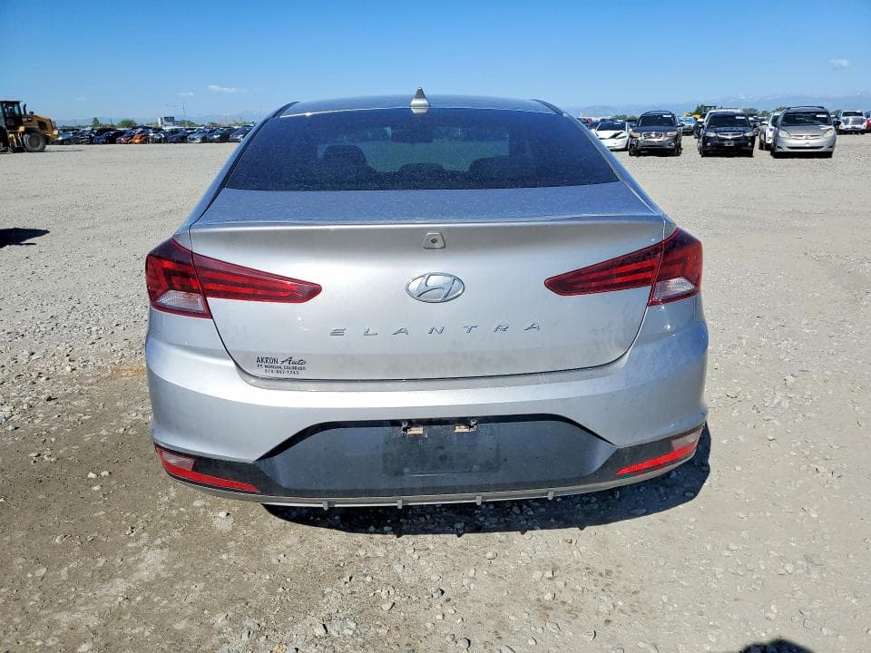 2020 HYUNDAI ELANTRA SEL SEL 6