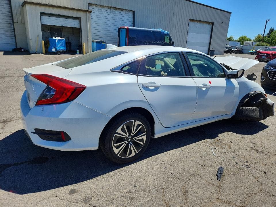 2018 HONDA CIVIC EX 3