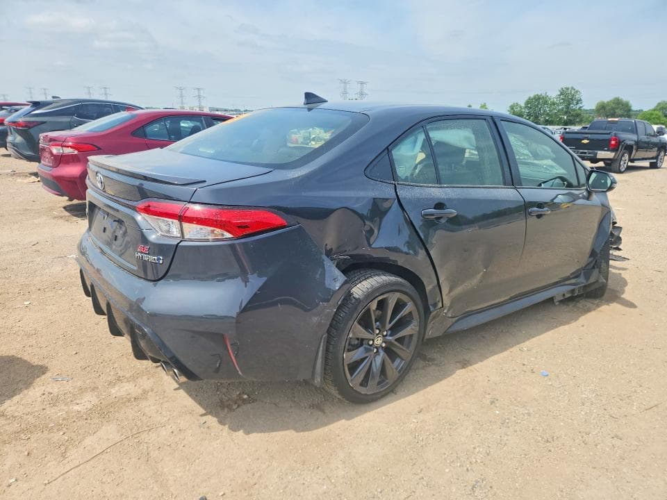 2024 TOYOTA COROLLA HYBRID SE 3