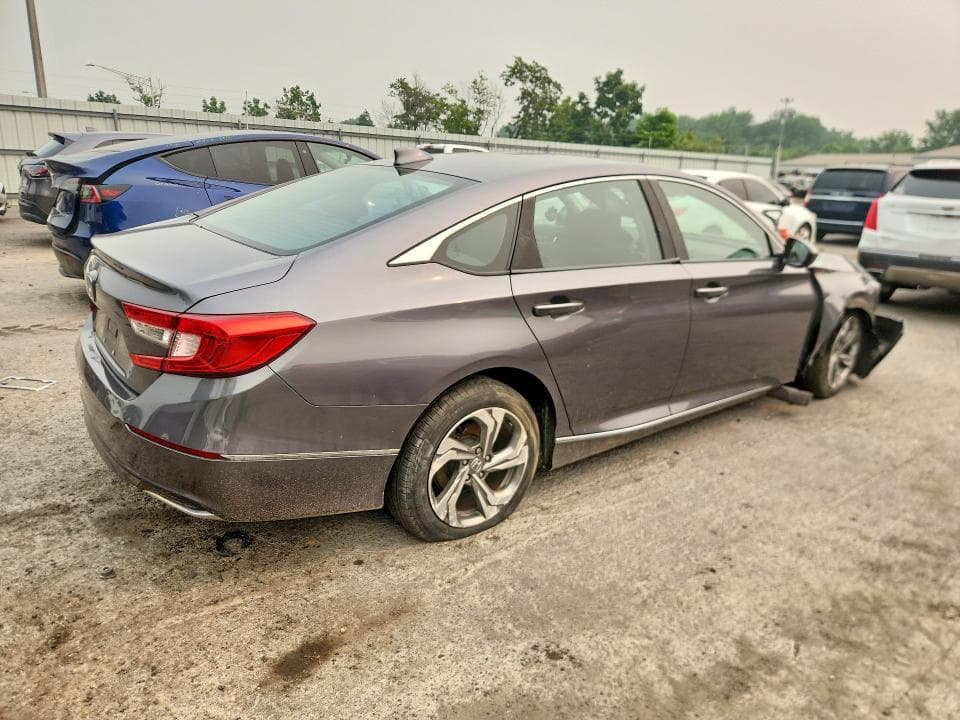 2018 HONDA ACCORD EX 3