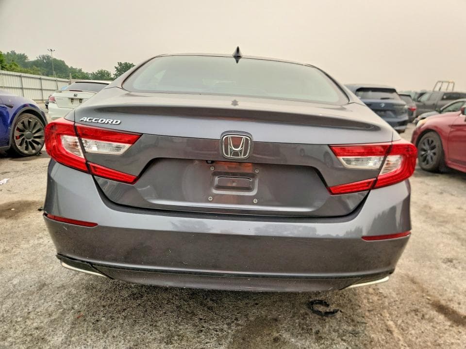 2018 HONDA ACCORD EX 6