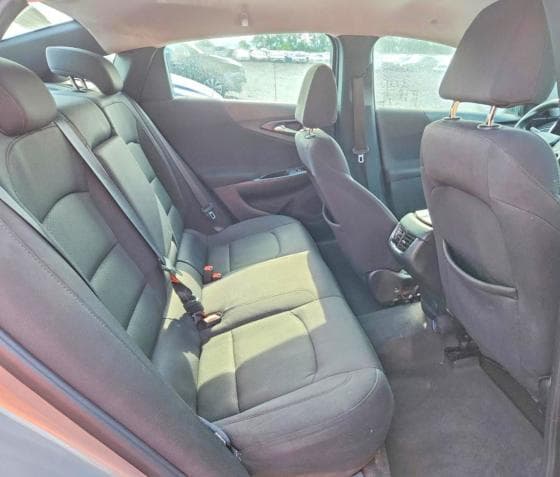 2017 CHEVROLET MALIBU LT LT 10